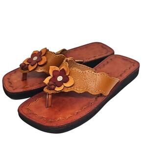 Women's Brown Leather Flip Flop w/ Double Layer Tan/Brown Flower Sandals Size 8